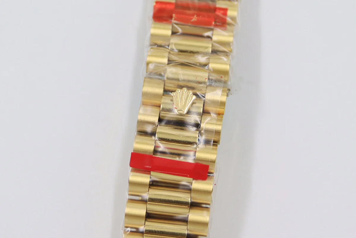 Daydate 36 128238 Malachite Diamond Marker Dial in Yellow Gold