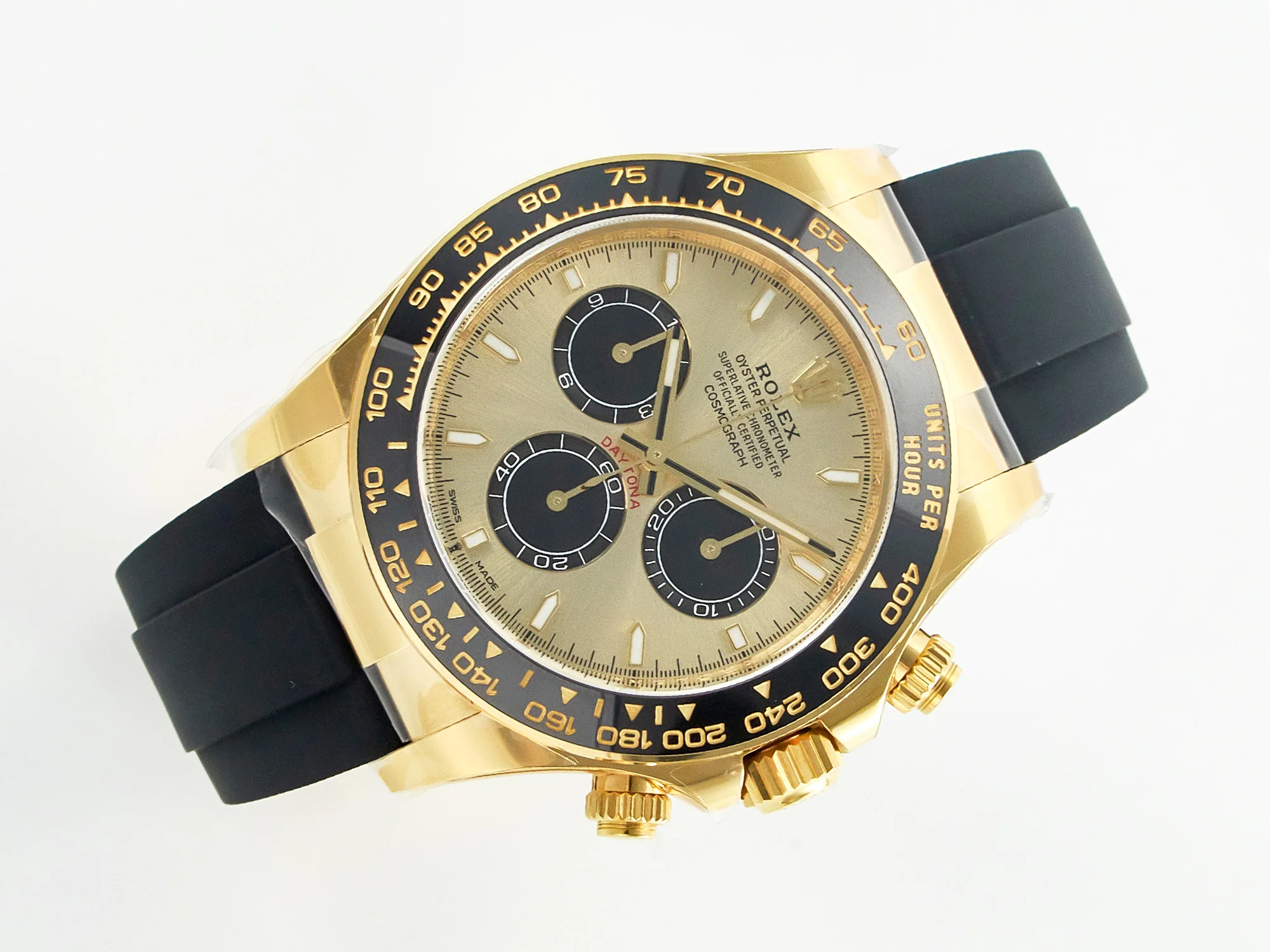 Daytona 126518 Clean YG 1:1 Best Edition YG Dial on Oysterflex Rubber Strap SH4131