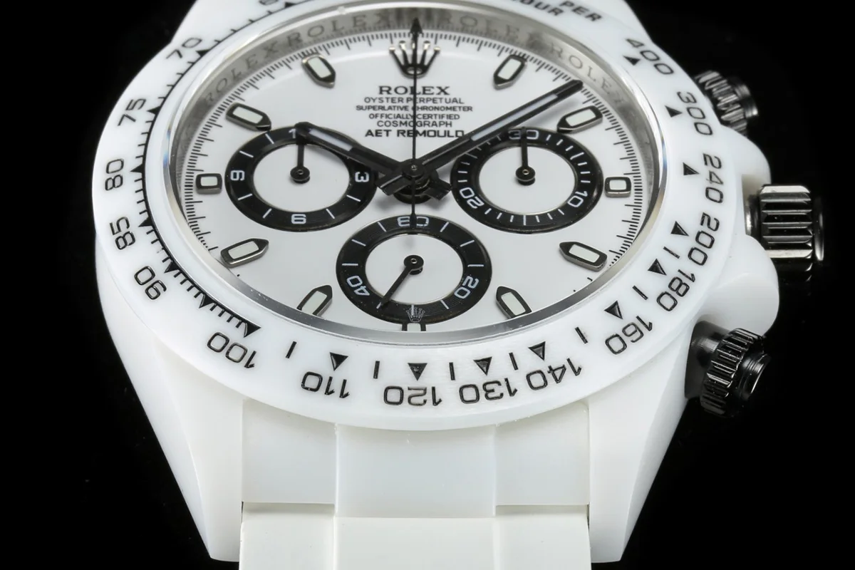 Daytona AET White Classic on Rubber Strap
