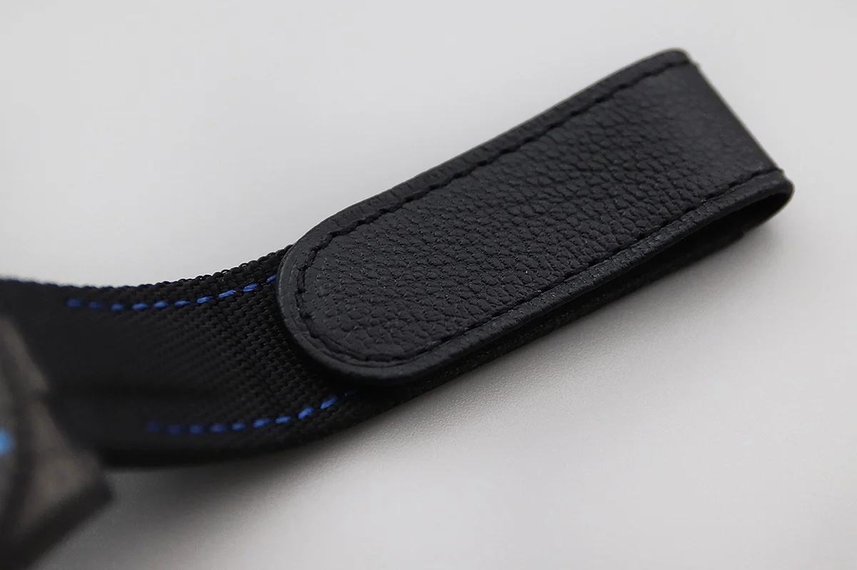 DIW Submariner Carbon Blue