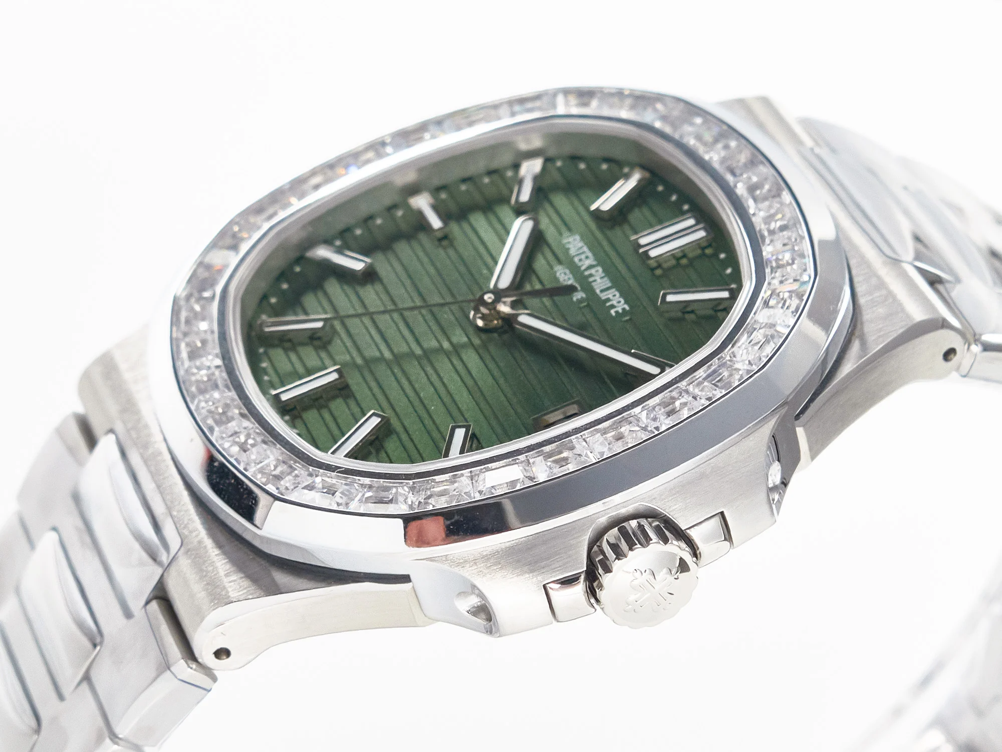 Nautilus 5711 3KF 1:1 Best Edition Square Diamonds Bezel Green Dial on SS Bracelet A324 Super Clone V2