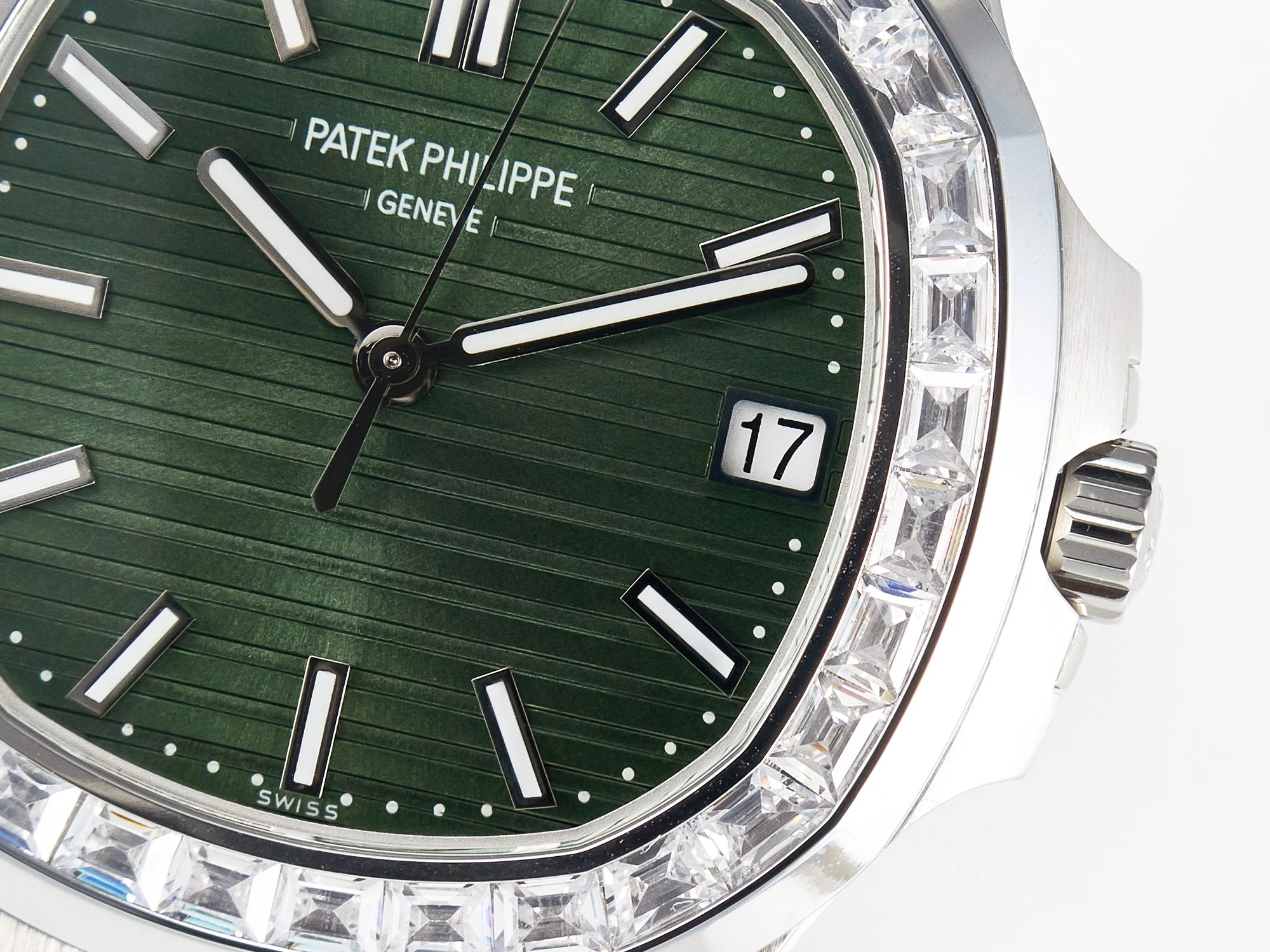 Nautilus 5711 3KF 1:1 Best Edition Square Diamonds Bezel Green Dial on SS Bracelet A324 Super Clone V2