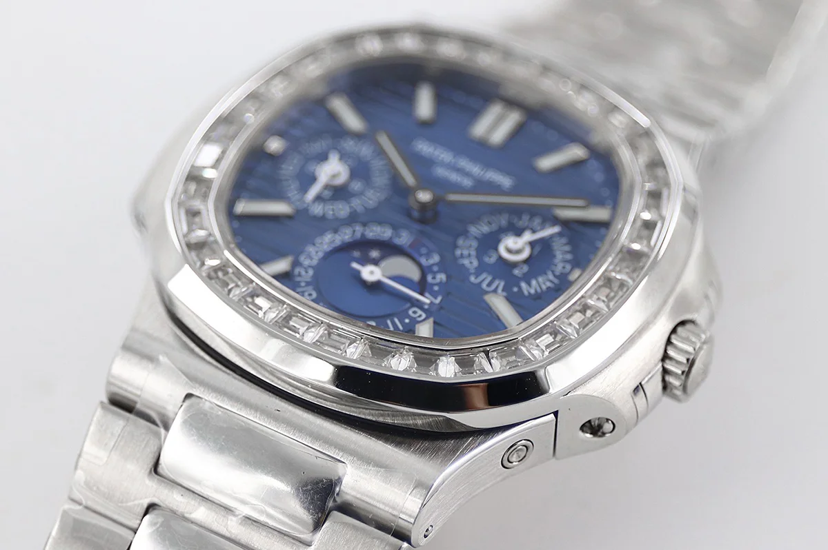 Nautilus 5740 Blue Dial with Diamond Bezel in Steel
