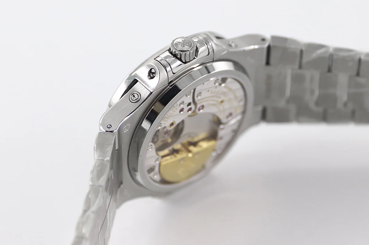 Nautilus 5740 Grey Dial in Steel