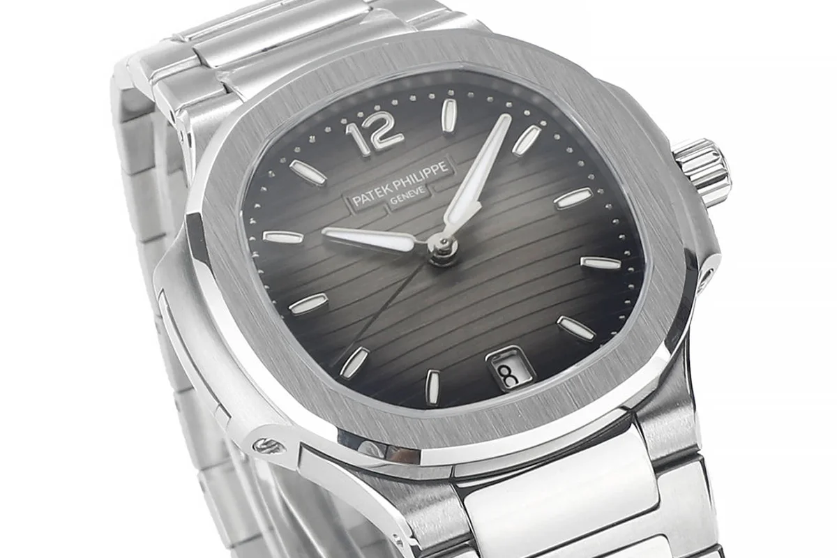 Nautilus 7118/1A-011 Grey Dial