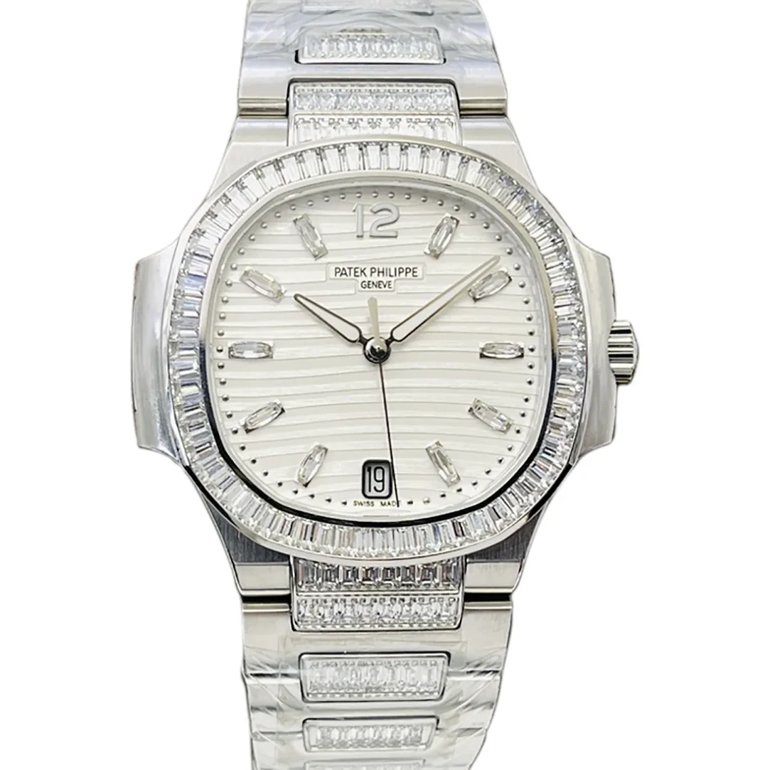 Nautilus 7118 White Dial with Diamond Markers