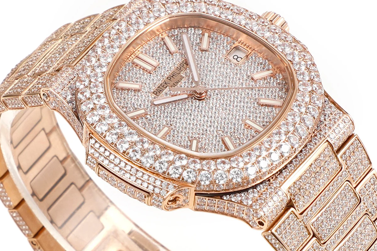 Nautilus Jumbo 5711 Diamond Dial with Diamond Bezel with Paved Diamonds in Rose Gold