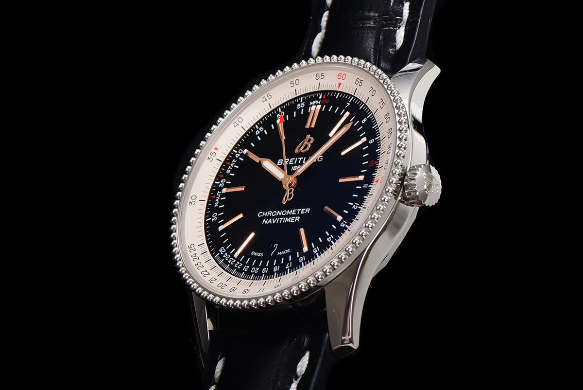 Navitimer Automatic 41 Black and White Dial in Steel