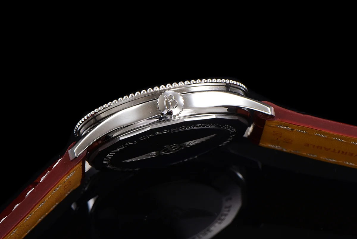 Navitimer Automatic 41 Blue and White Dial in Steel in Brown Leather Strap