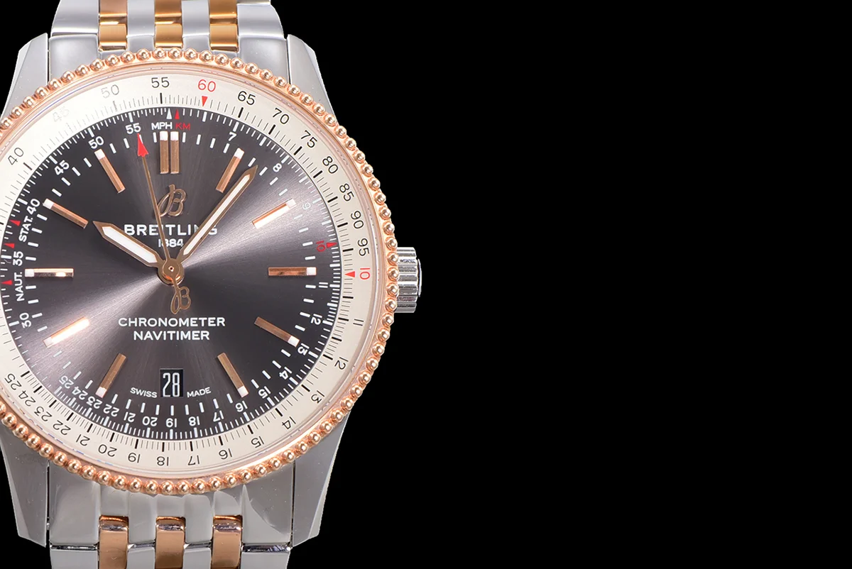 Navitimer Automatic 41 Grey Dial in Steel/Rose Gold on Bracelet