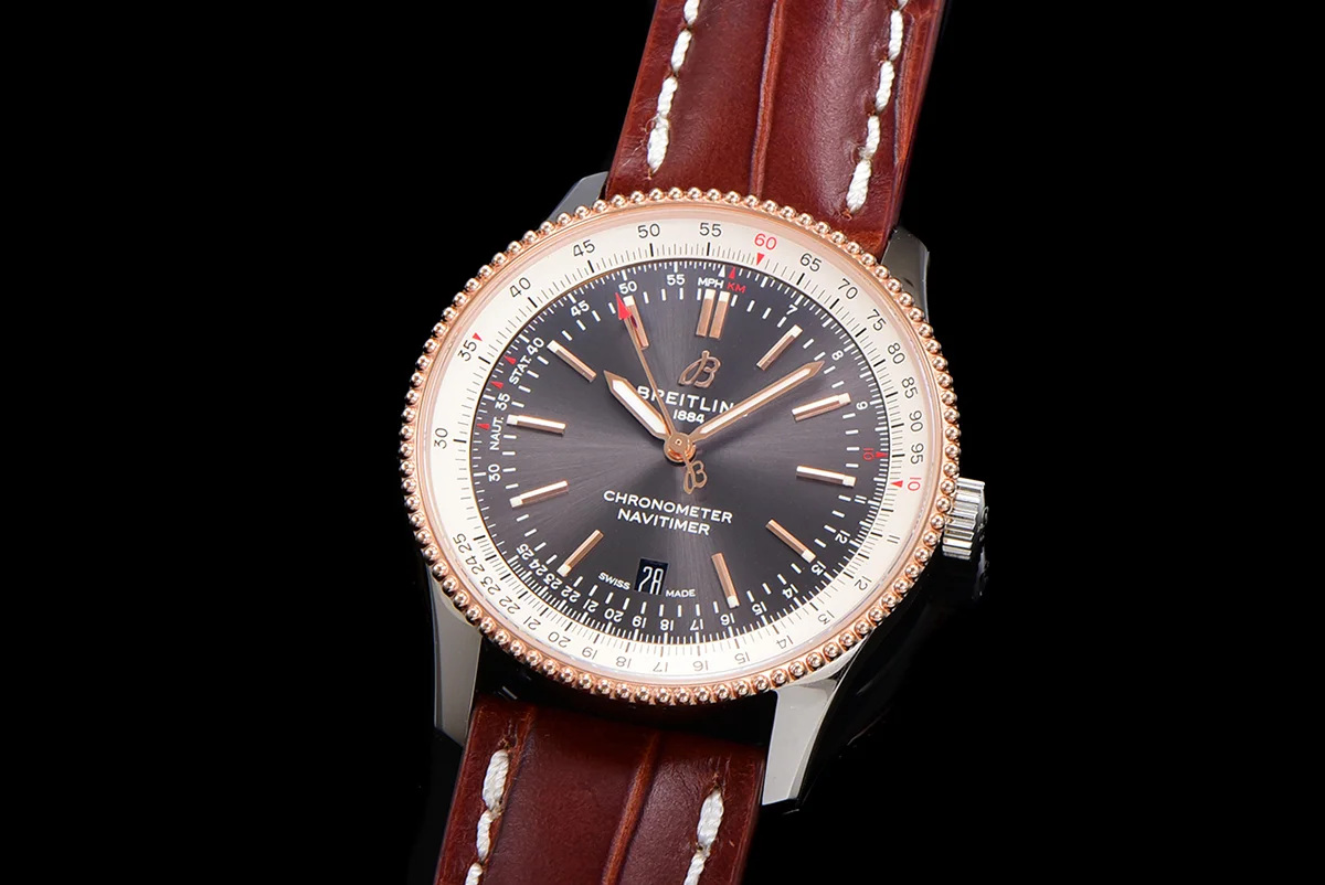 Navitimer Automatic 41 Slate Grey and White Dial in Steel/Rose Gold