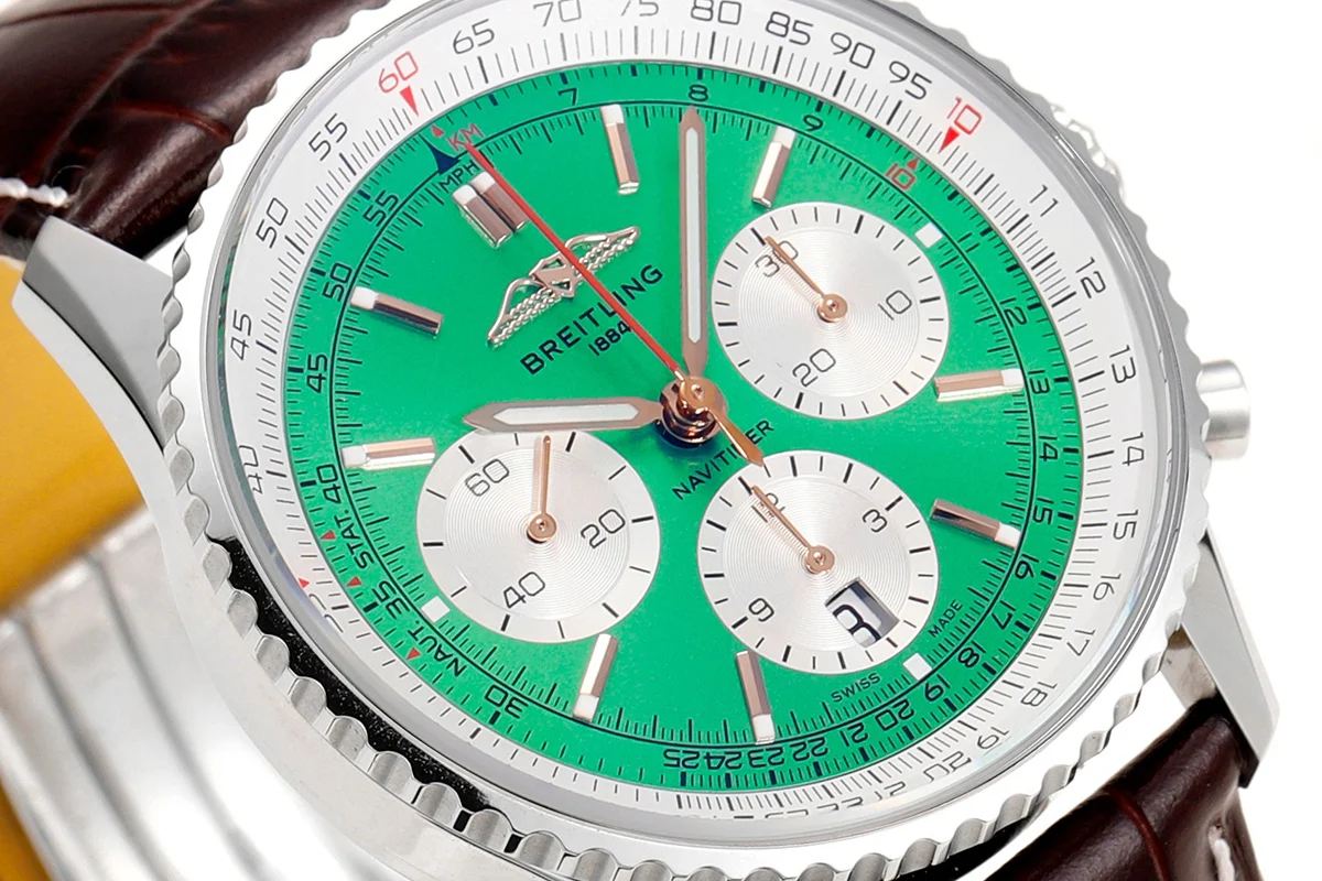 Navitimer B01 Chronograph 41 Green Dial in Steel on Leather Strap Ref. AB0139211L1P1