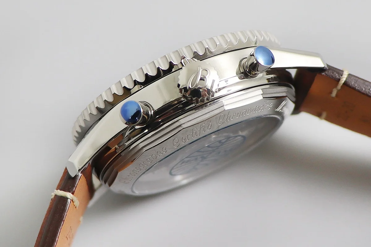 Navitimer B01 Chronograph 43 Pan AM Ref. AB01212B1C1X2