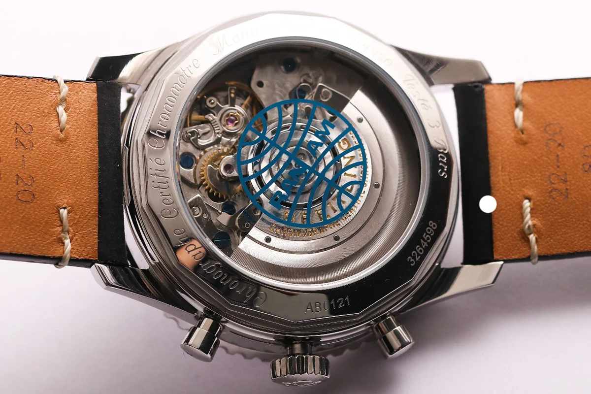 Navitimer B01 Chronograph 43 Pan AM Ref. AB01212B1C1X2