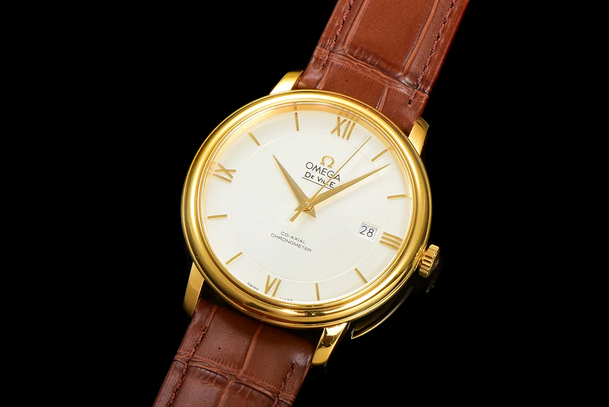 Omega De Ville Prestige Co‑Axial Master Chronometer 40mm White Dial in Yellow Gold