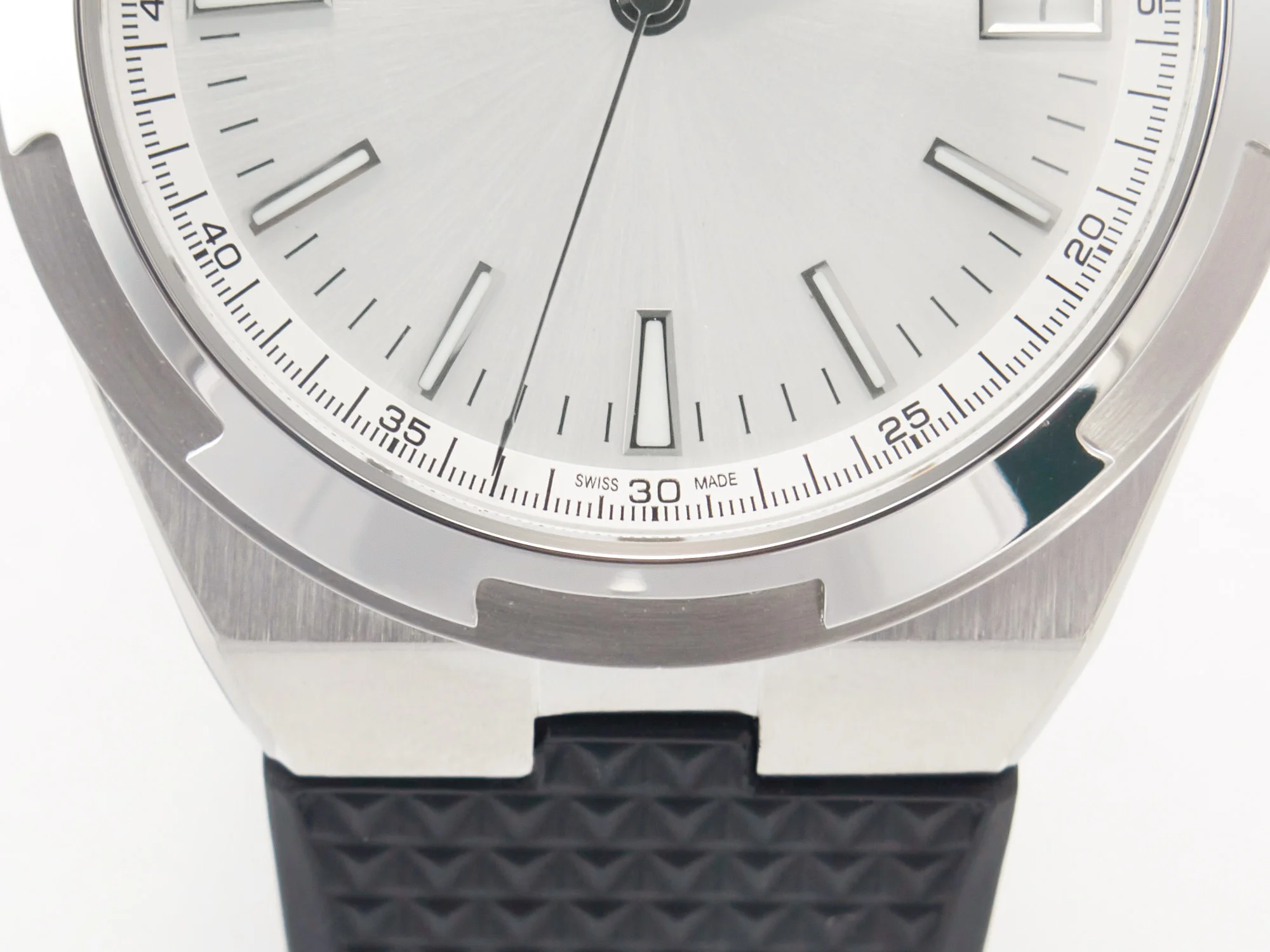 Overseas 4500V SS MKSF 1:1 Best Edition White Dial on Black Rubber Strap A5100