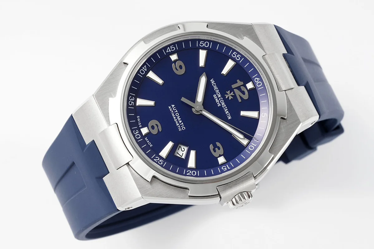 Overseas Automatic 47040 Blue Dial in Steel on Rubber Strap