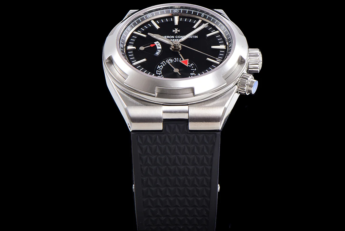 Overseas Dual Time Black Dial in Steel Ref. 7900V/110A-B546 on Rubber Strap