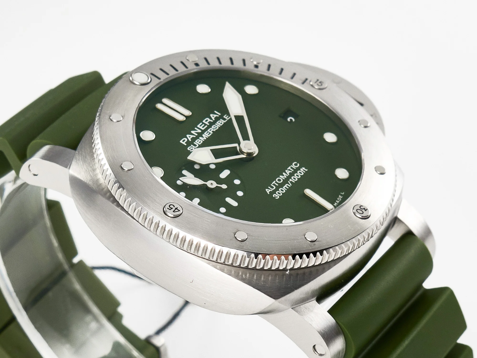 PAM1055 Luminor Submersible 42mm Verde Militare VSF 1:1 Best Edition on Green Rubber Strap P.900 Clone