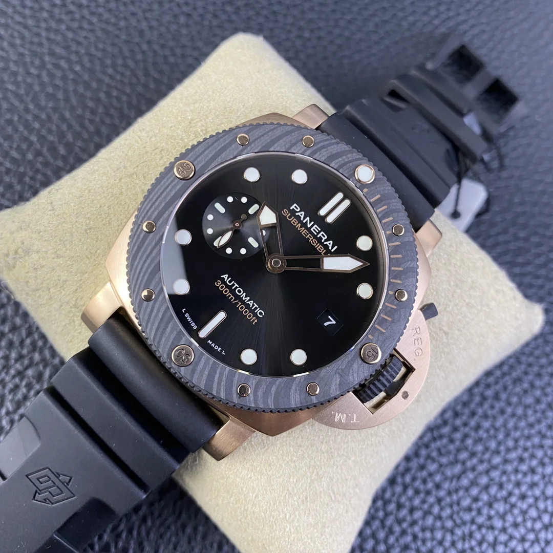 PAM1070 Submersible QuarantaQuattro Goldtech™ OroCarbo 44mm