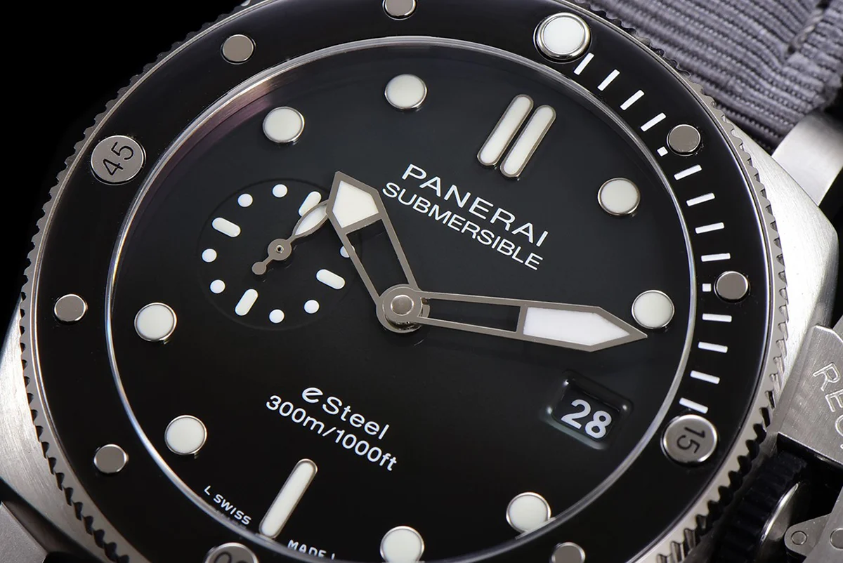 PAM1288 Submersible QuarantaQuattro ESteel™ Grigio Roccia 44mm