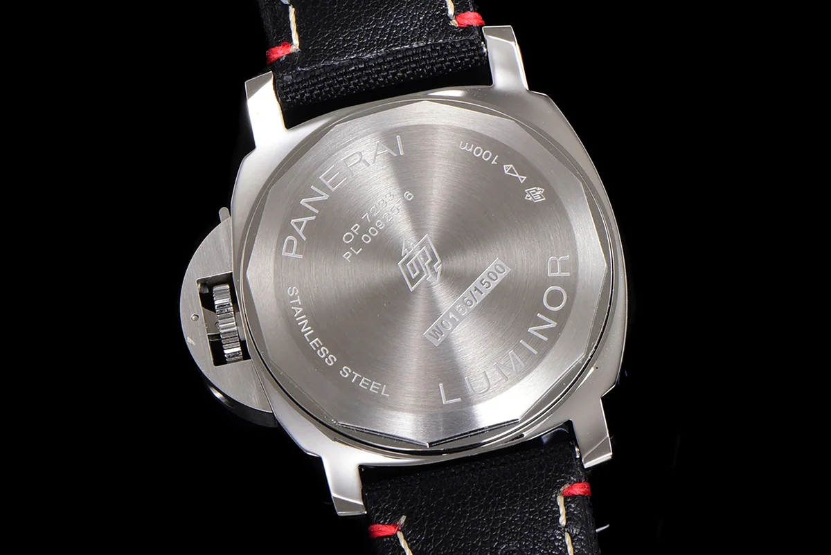PAM1342 Luminor Luna Rossa 44mm