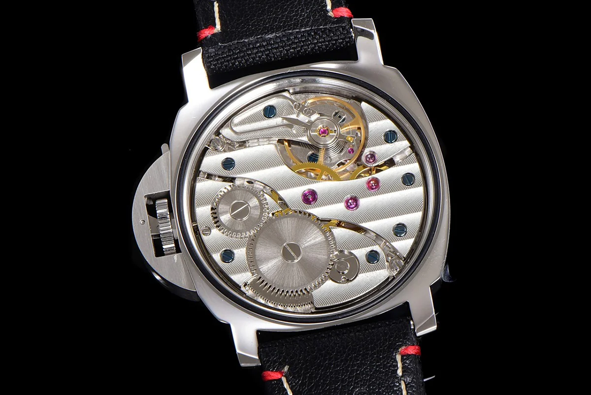 PAM1342 Luminor Luna Rossa 44mm