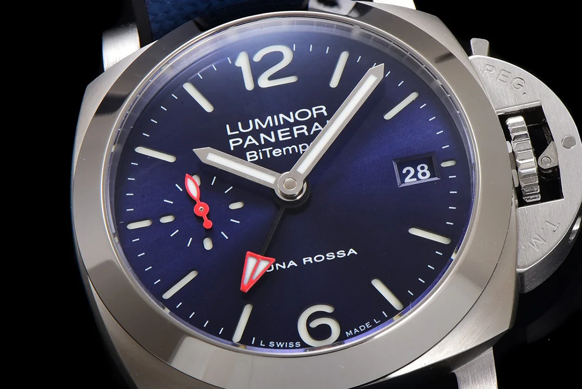 PAM1404 Luminor Quaranta BiTempo Luna Rossa 40mm