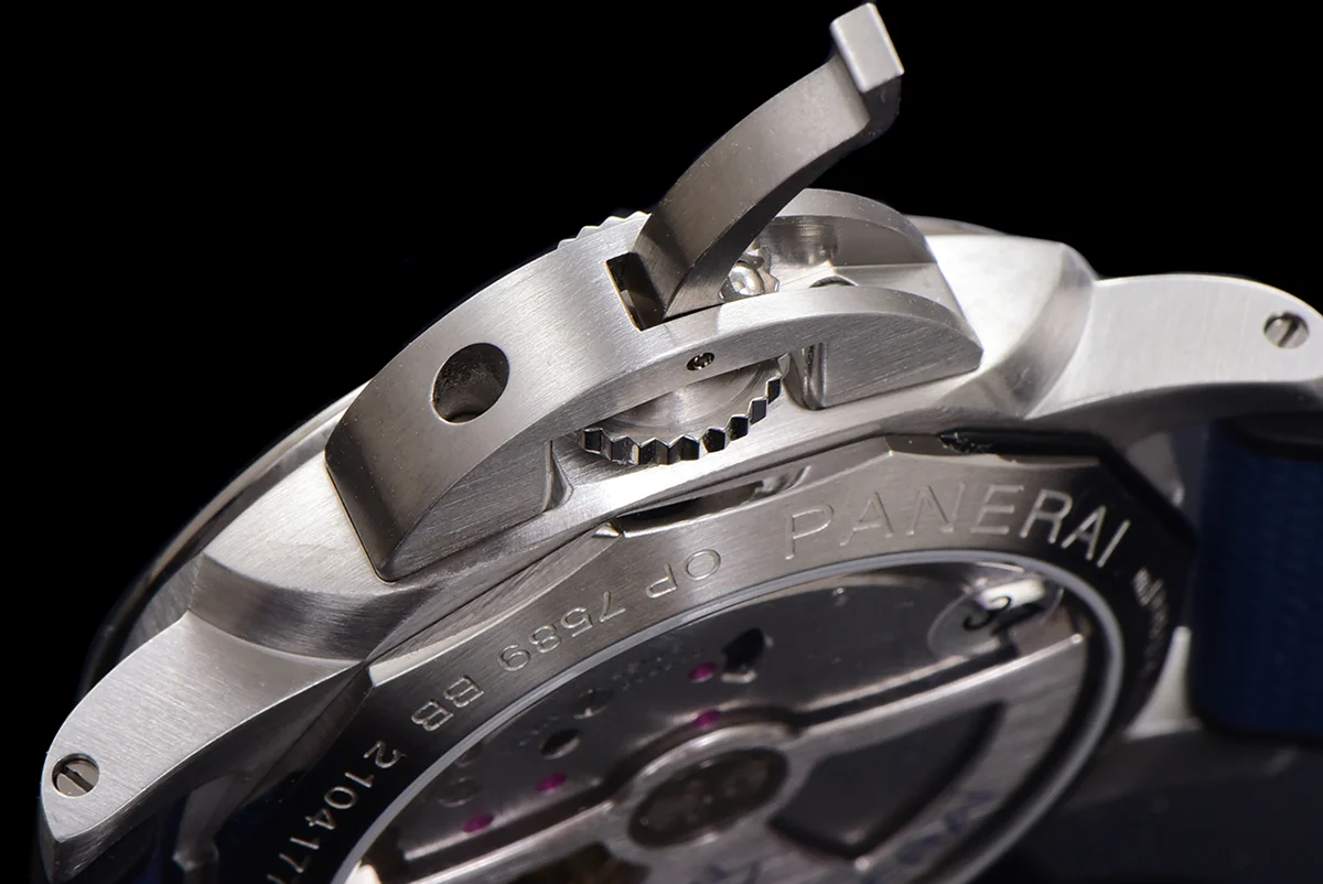 PAM1404 Luminor Quaranta BiTempo Luna Rossa 40mm