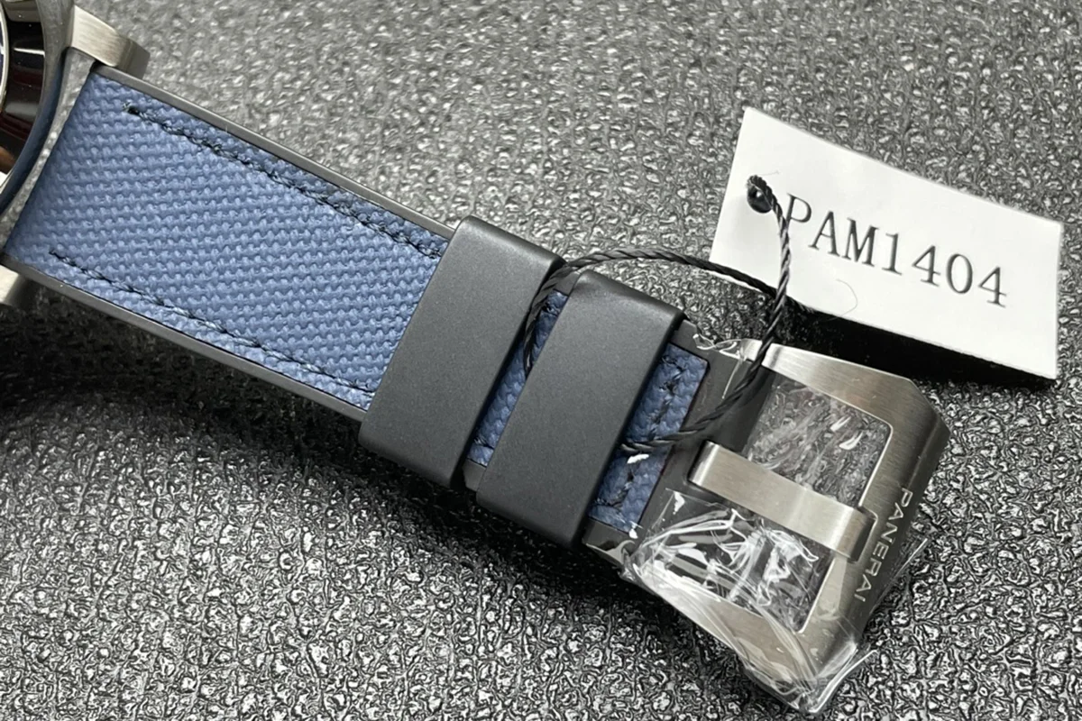PAM1404 Luminor Quaranta BiTempo Luna Rossa 40mm