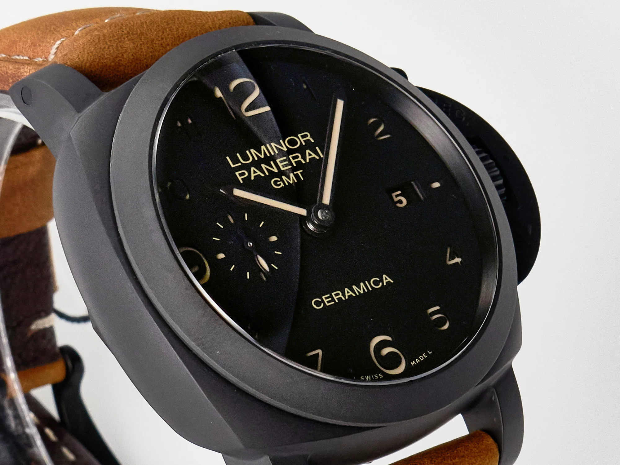 PAM441 Luminor Due VSF Best Edition Black Dial Black Carbon Bezel on Brown Asso Strap AXXXIV