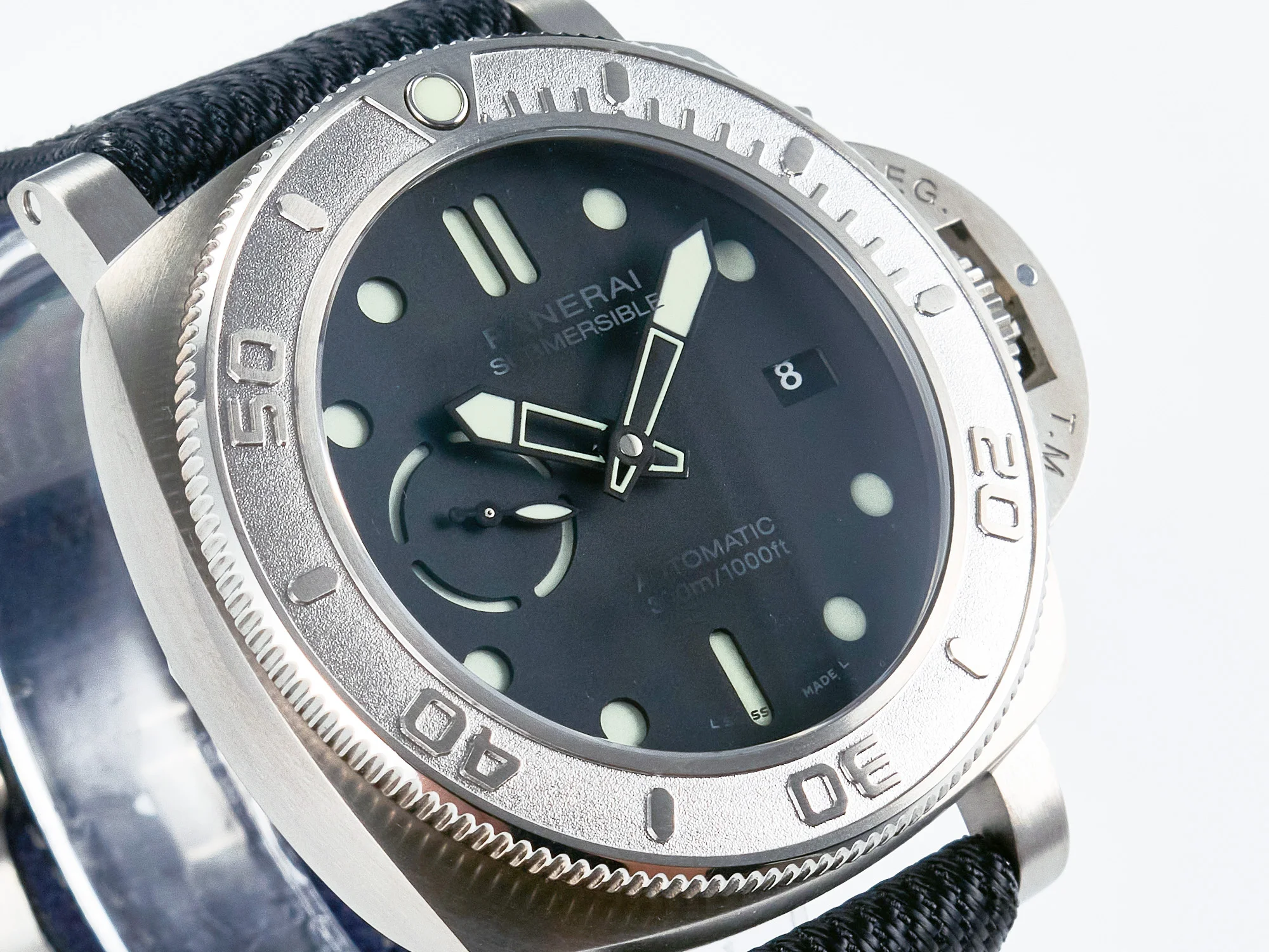 PAM984 Mike Horn Submersible VSF 1:1 Best Edition Black Dial on Black Nylon Strap P.9010 Clone