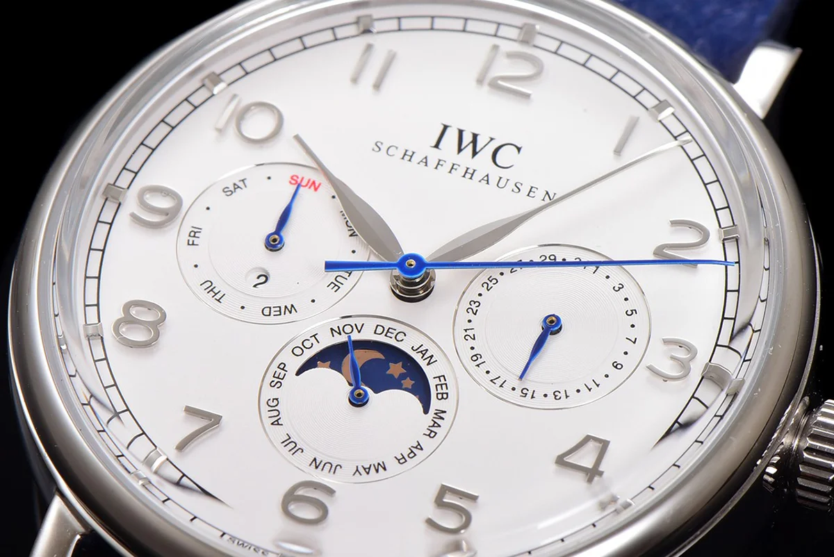 Portofino Perpetual Calendar IW3446 White Dial in Steel