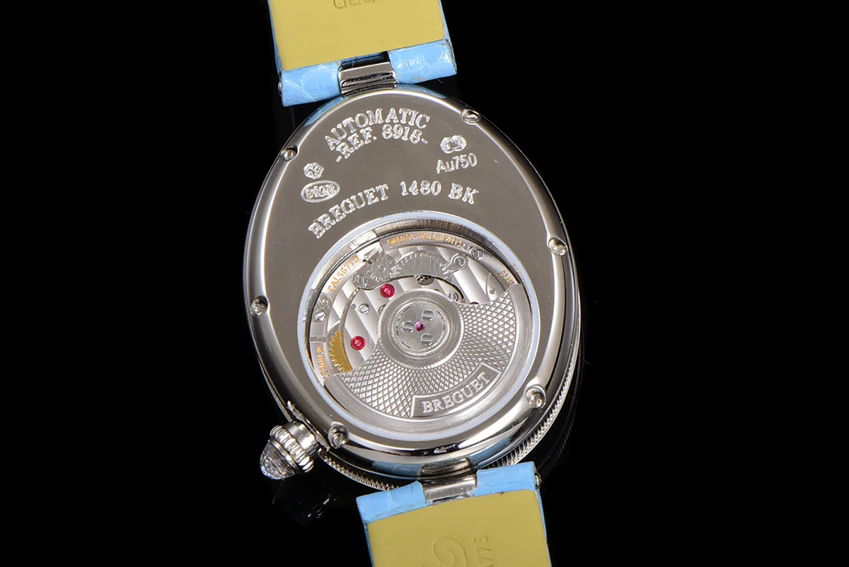 Reine de Naples in White Gold 8918BB