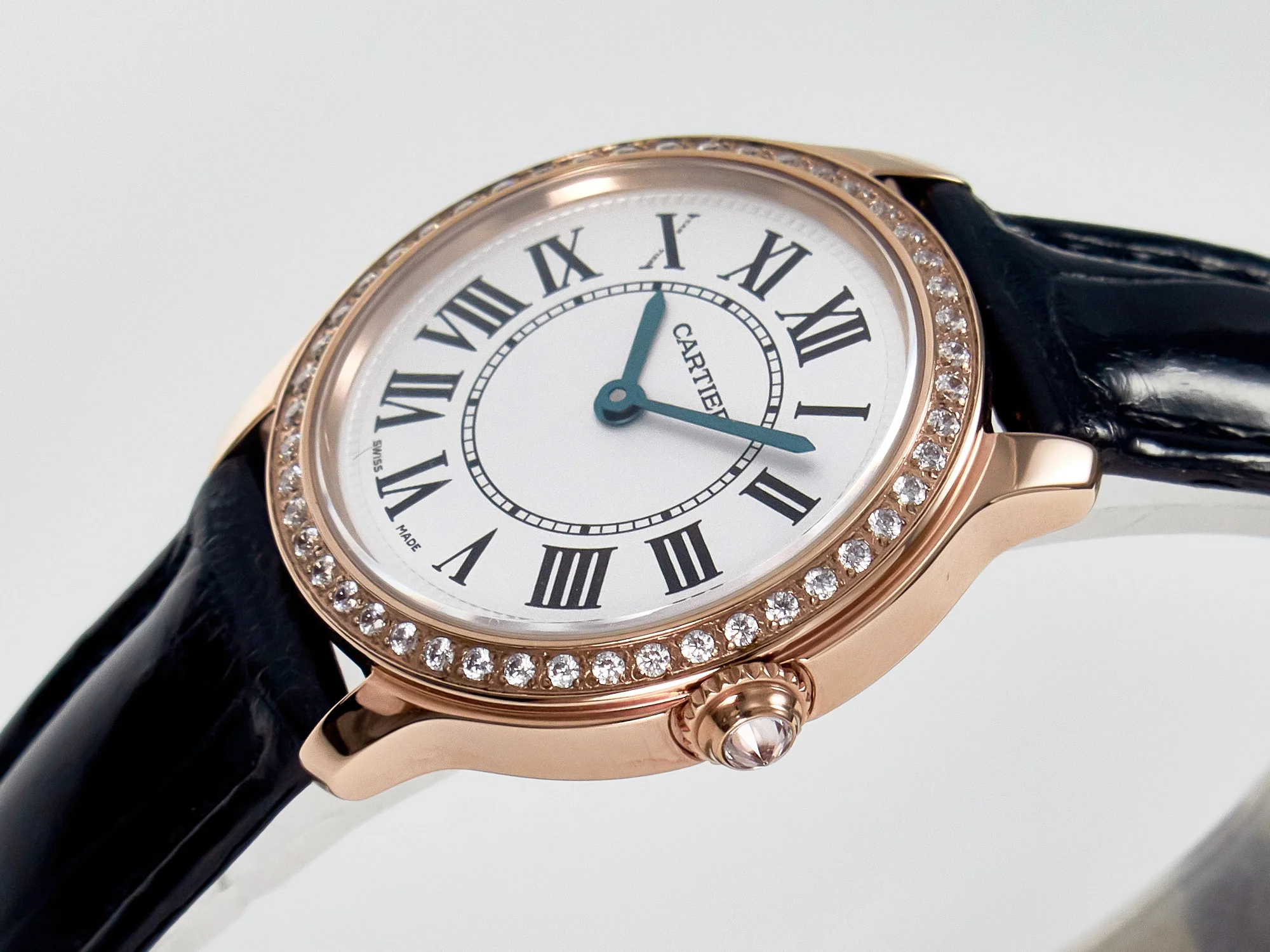 Ronde Louis Cartier 29mm RG DRF 1:1 Best Edition Sandblasted Beige Dial Diamonds Bezel on Black Leather Strap Ronda Quartz