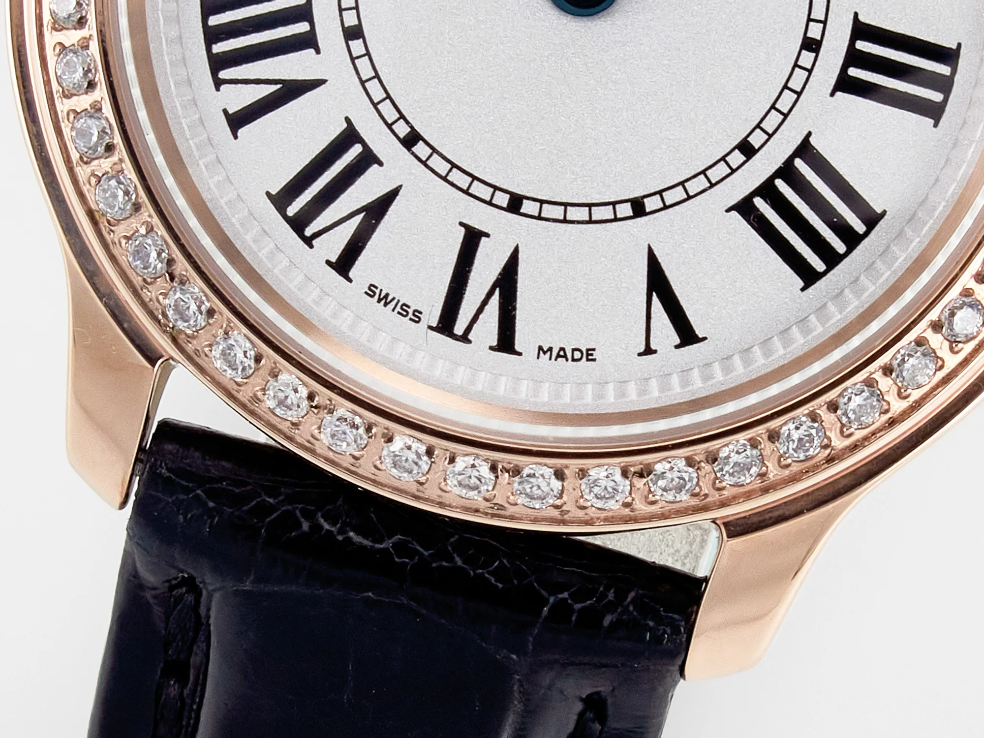 Ronde Louis Cartier 29mm RG DRF 1:1 Best Edition Sandblasted Beige Dial Diamonds Bezel on Black Leather Strap Ronda Quartz