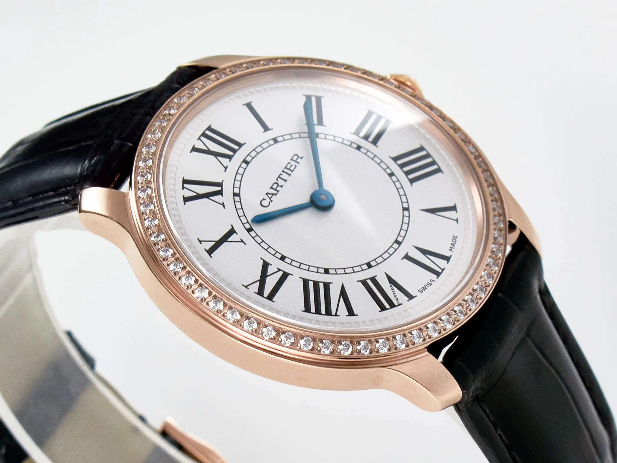 Ronde Louis Cartier 36mm RG DRF 1:1 Best Edition Sandblasted Beige Dial Diamonds Bezel on Black Leather Strap Ronda Quartz
