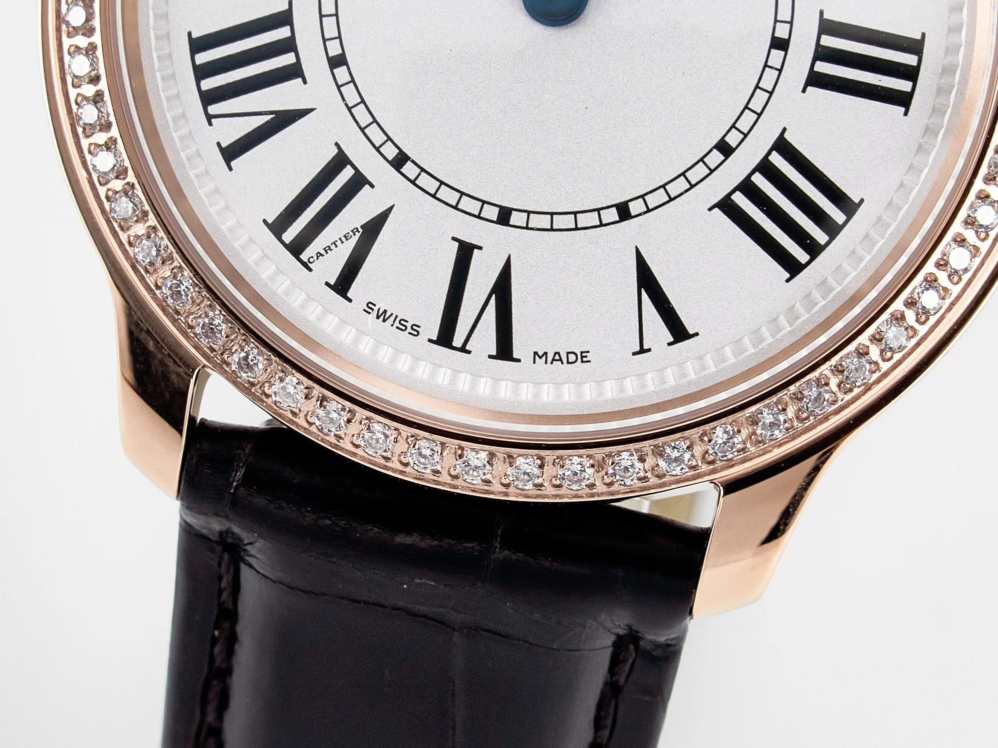 Ronde Louis Cartier 36mm RG DRF 1:1 Best Edition Sandblasted Beige Dial Diamonds Bezel on Black Leather Strap Ronda Quartz