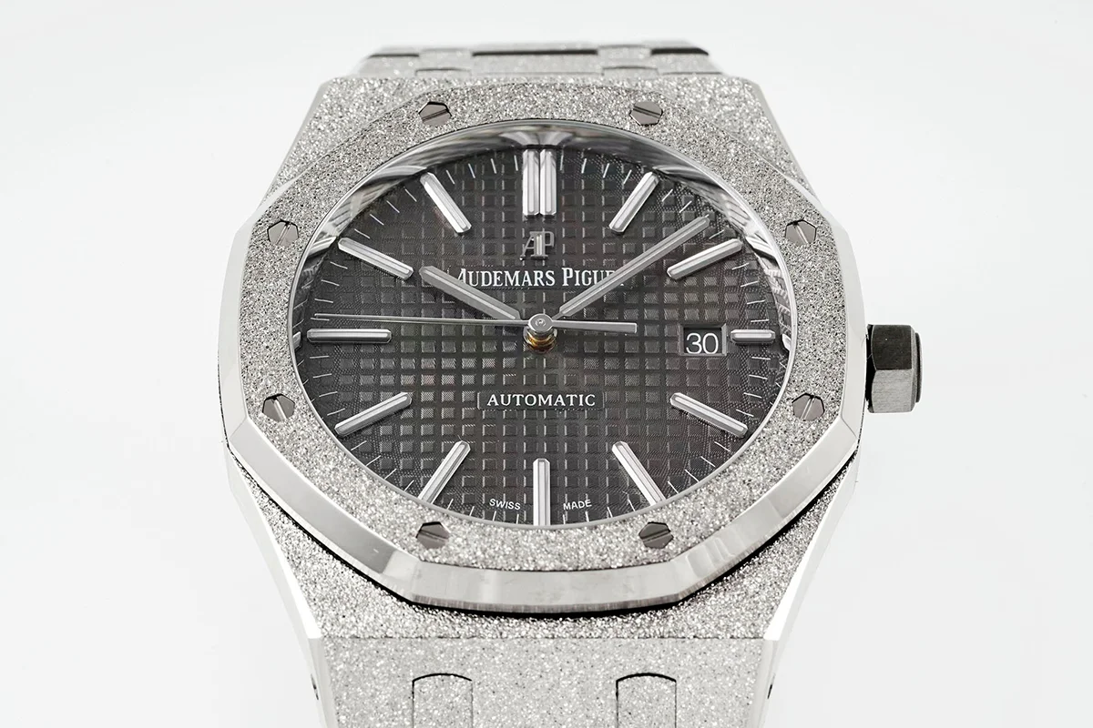 Royal Oak 15450ST 37mm Grey Dial in Frosted Gold