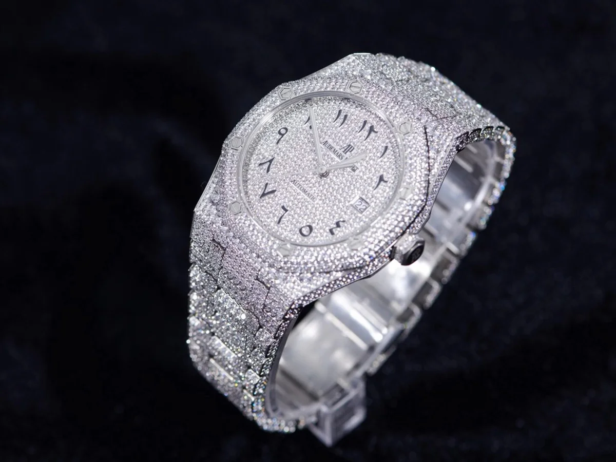 Royal Oak 41mm 15400 Iced Out Steel in Arabic Markers