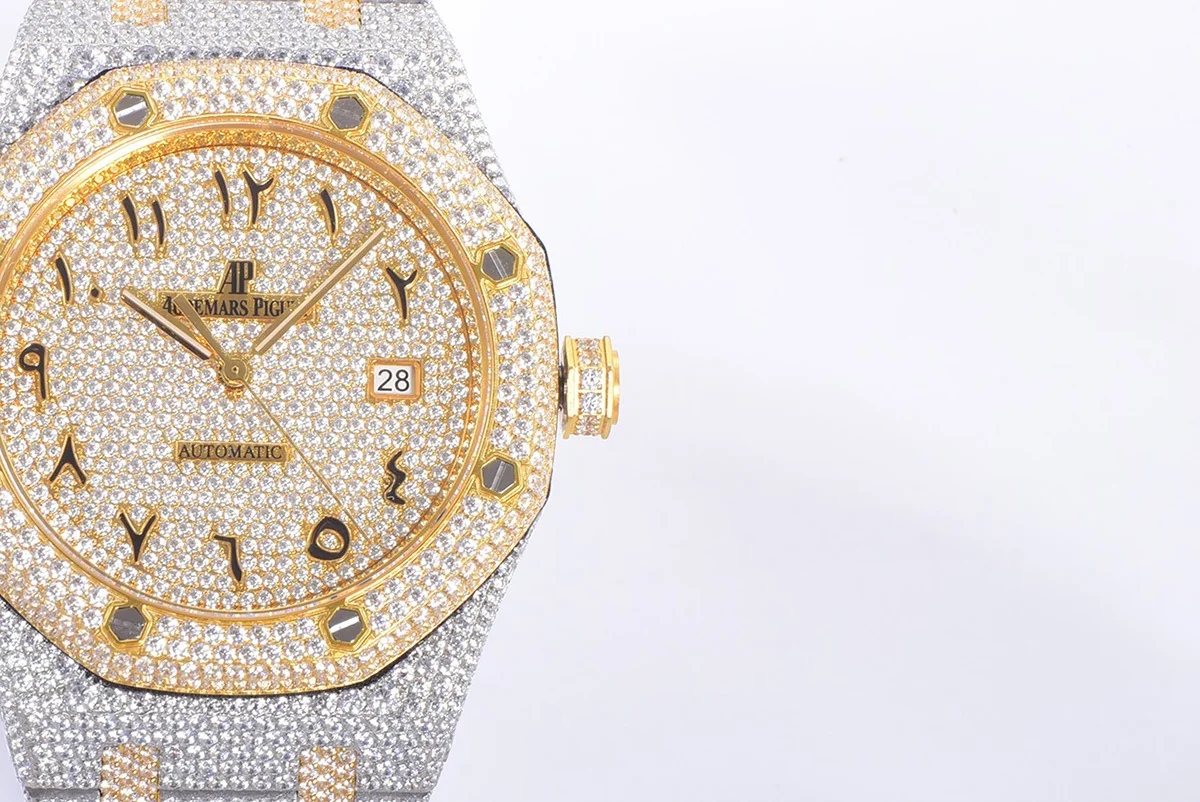 Royal Oak 41mm 15400 Iced Out Steel/Yellow Gold in Arabic Markers