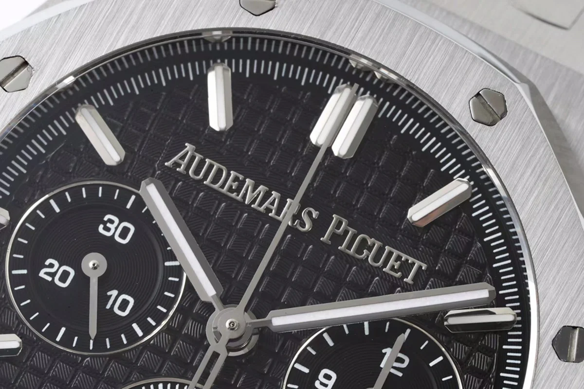 Royal Oak Self-Winding Chronograph Black Dial in Steel