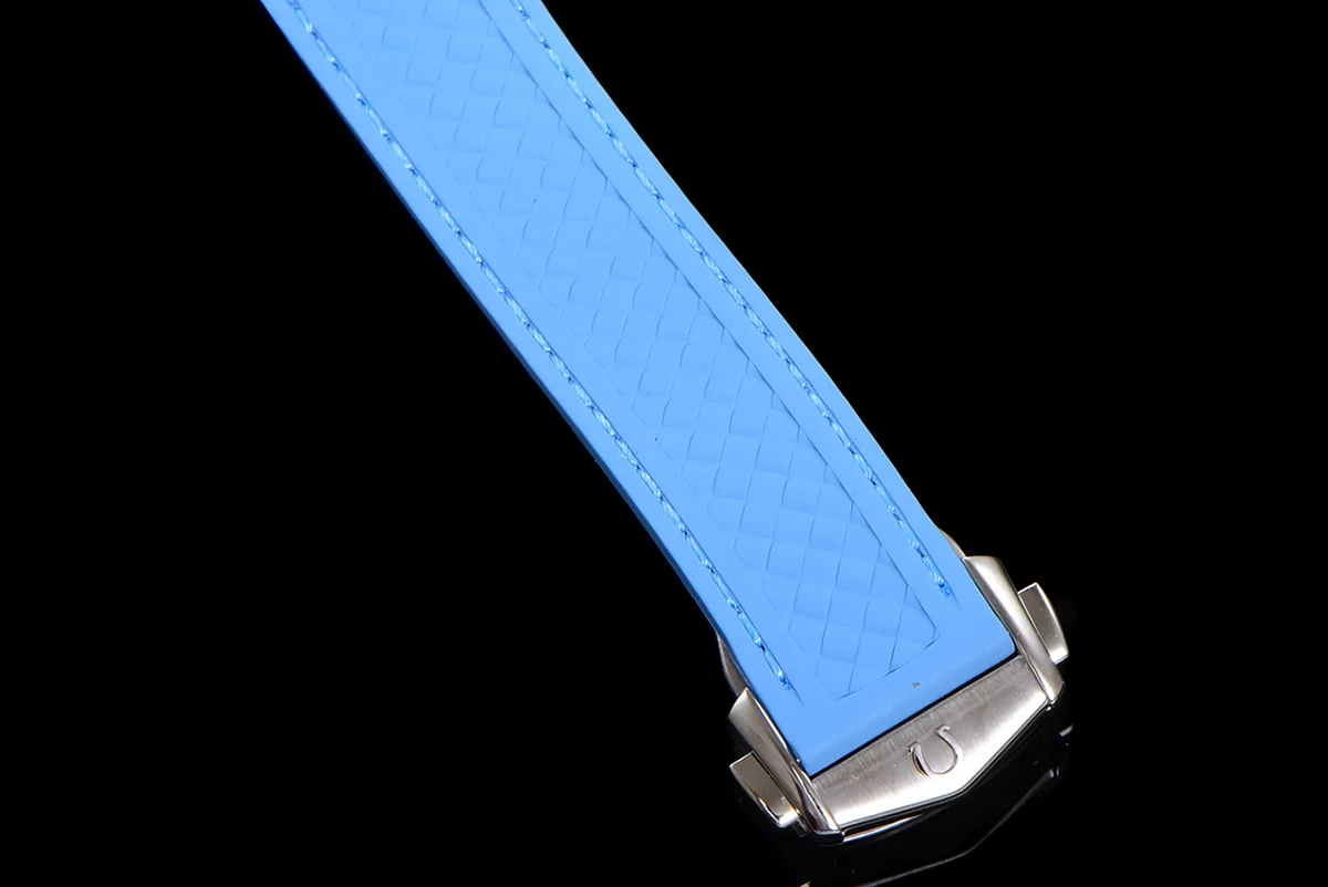 Seamaster Aqua Terra 150m Co-Axial Master Chronometer 41mm Light Blue Dial on Rubber Strap