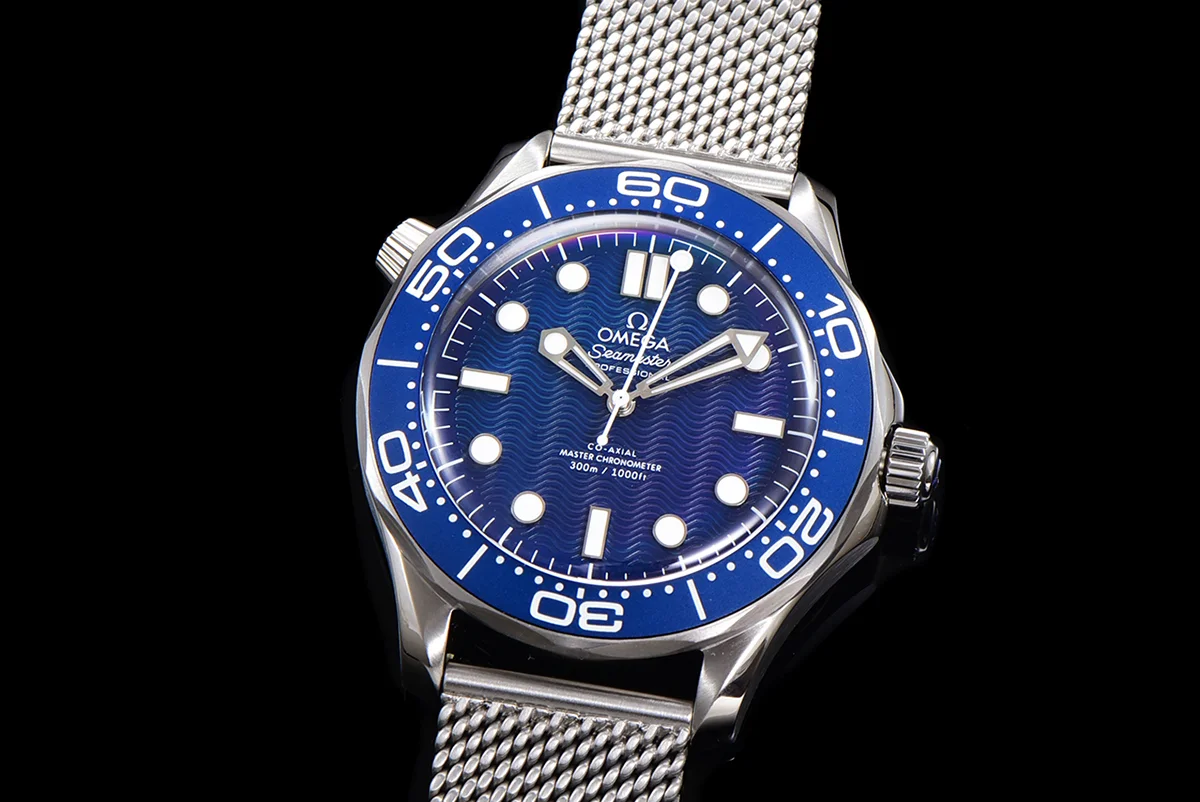 Seamaster Diver 300M Co-Axial Master Chronometer “James Bond 60th Anniversary”