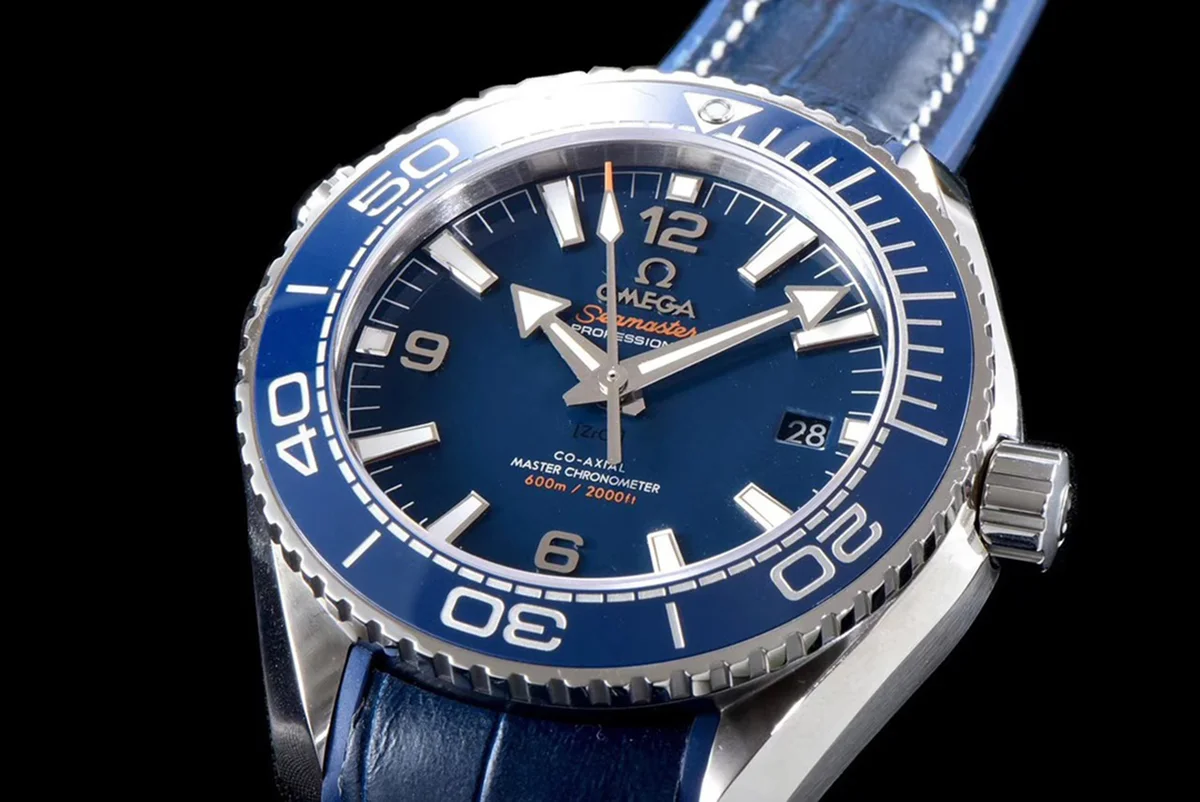 Seamaster Planet Ocean 600M 43.5mm Blue Dial in Steel on Leather Strap