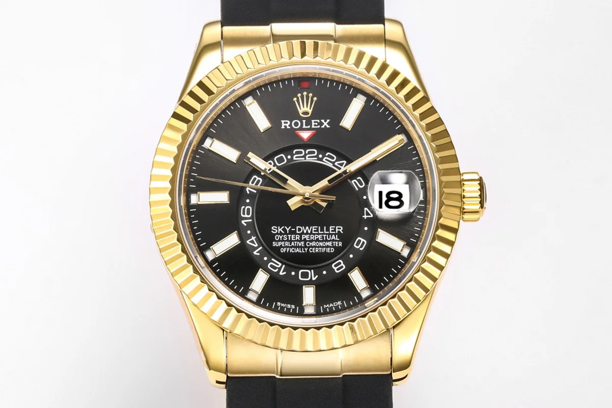 Sky-Dweller 326938 Black Dial in Yellow Gold on Rubber Strap