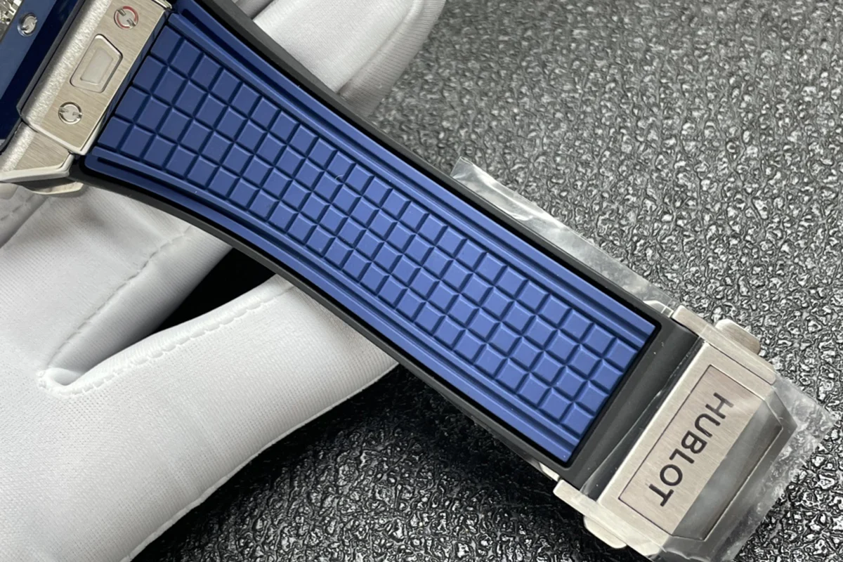 Square Bang Unico Titanium Blue Ceramic