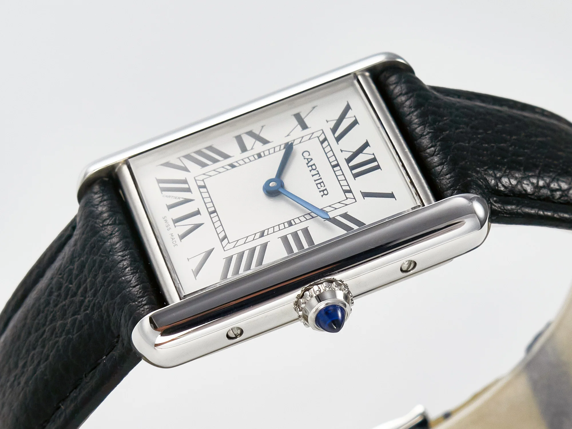 Tank Must Large SS 33.7mm DRF 1:1 Best Edition White Dial on Black Leather Strap Swiss Quartz